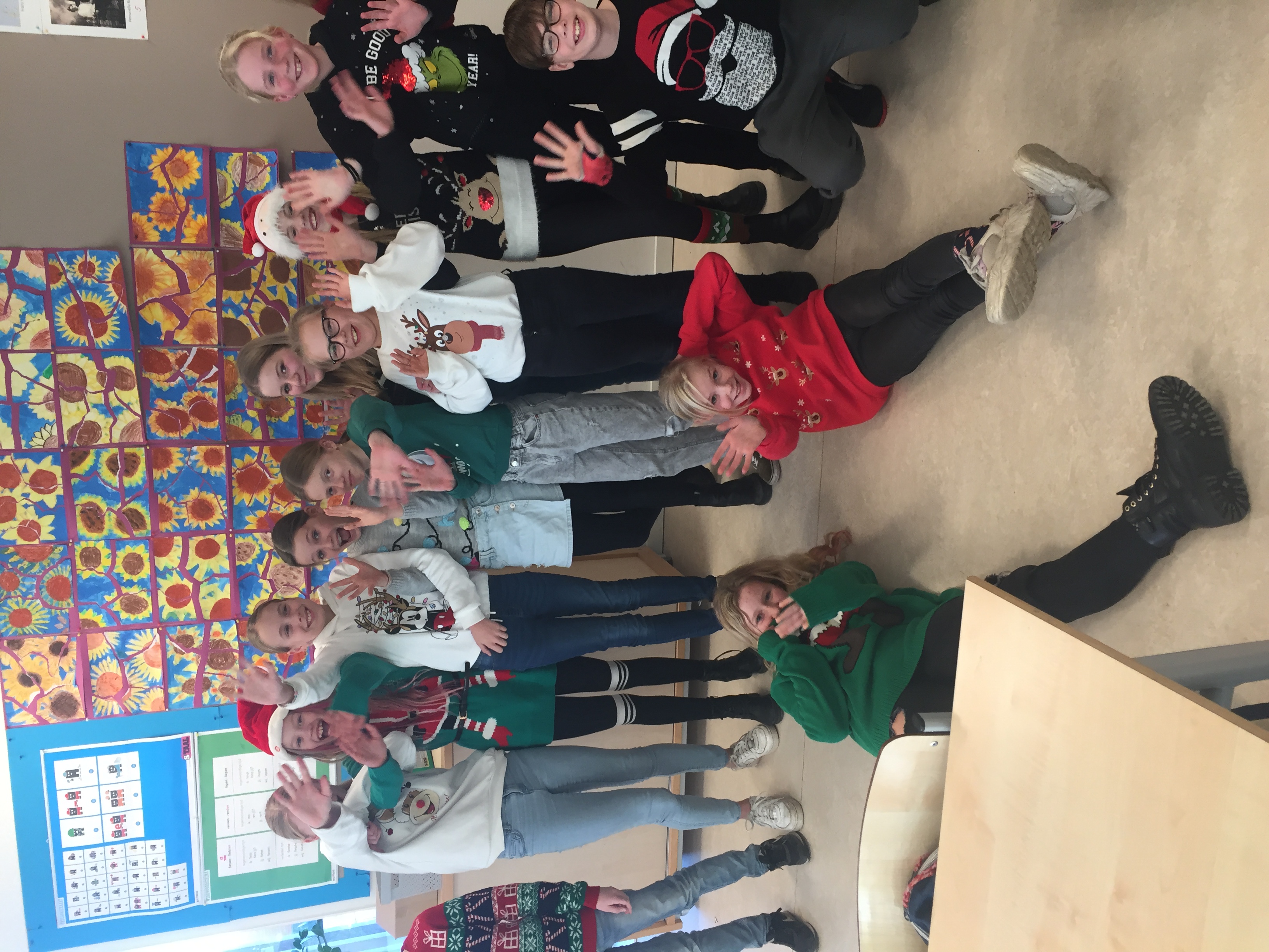 Groep 8: Kersttruien